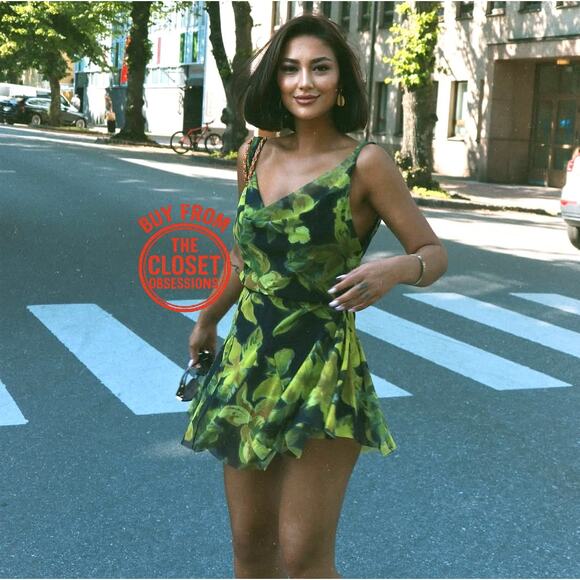 ZARA Printed Draped Neckline Floral Mini Dress NWT 💚 - Picture 3 of 16